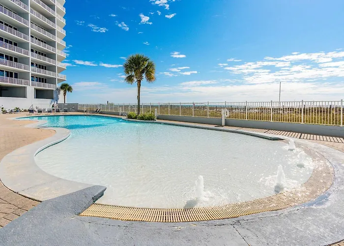 Beachfront With Amazing Views Multiple On-site Pools & Hot Tubs Holiday home